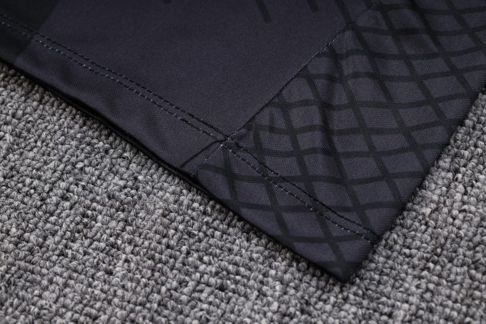 Chelsea 22/23 Black Half Zip (Spray Print) - 图片 5