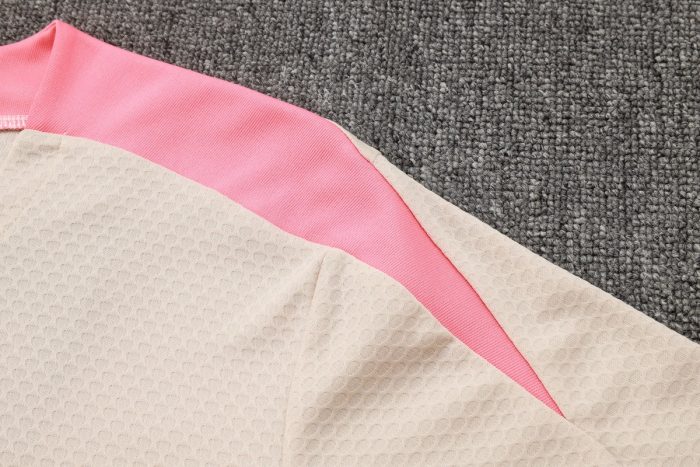 Barcelona Short Sleeve Training Suit in Beige - 图片 6
