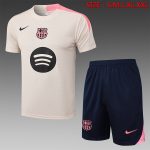 Barcelona Short Sleeve Training Suit in Beige - 图片 8