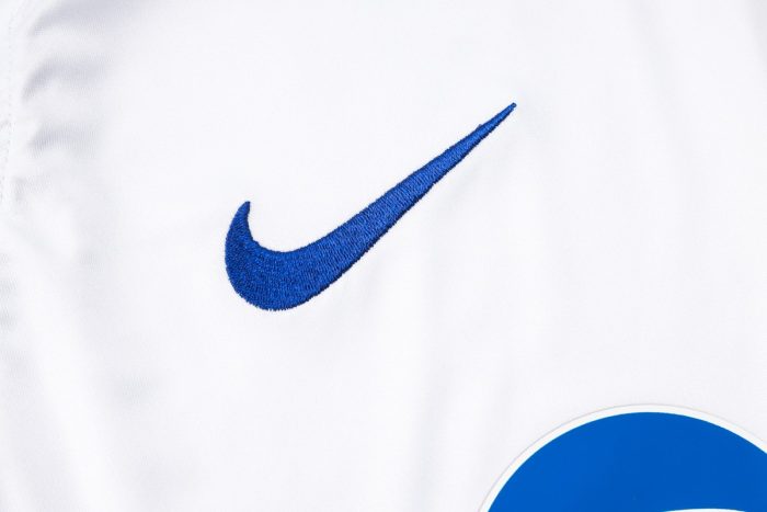 Barcelona 24-25 White Spray Print Vest - 图片 7