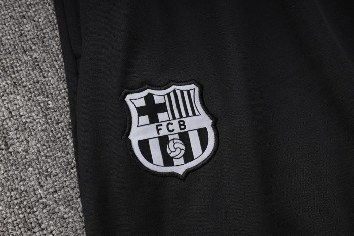 Barcelona 23-24 Half-Zip Hoodie Light Gray (Black Hood) - 图片 3