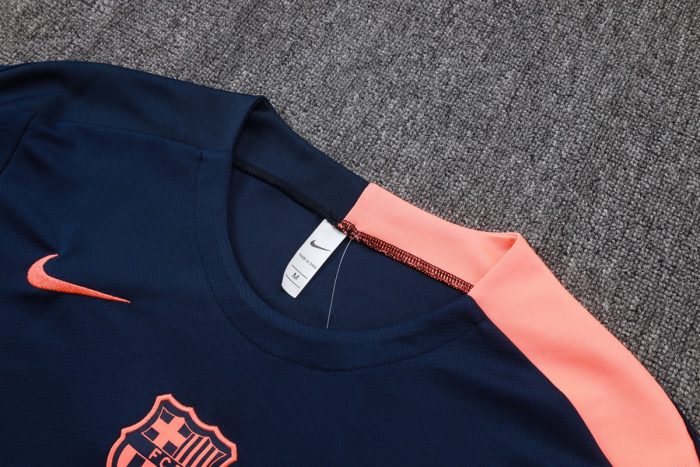 Barcelona Short Sleeve Training Shirt (Pink Shoulder) - 图片 6