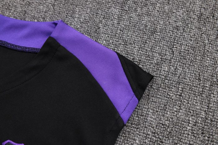 Barcelona Vest Black with Purple Team Badge - 图片 6