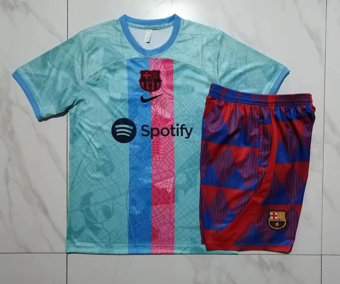 Barcelona 23-24 Light Green Splatter Short Sleeve Training Set with 5-Inch Shorts - 图片 9