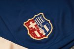 Barcelona 24/25 Vest in Royal Blue with Yellow Nike Logo - 图片 3