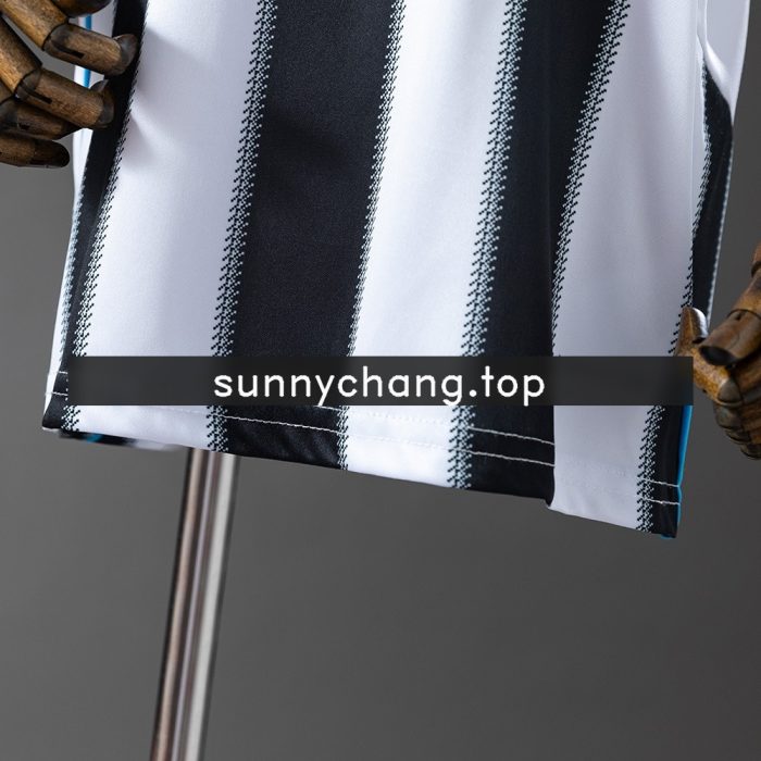 Newcastle United 25/26 Home Kids Kit - 图片 7
