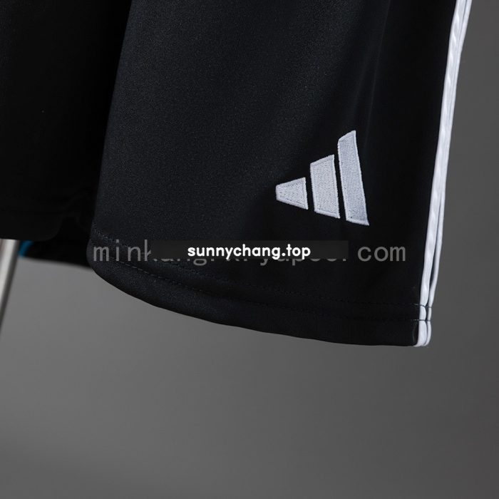Newcastle United 25/26 Home Kids Kit - 图片 8