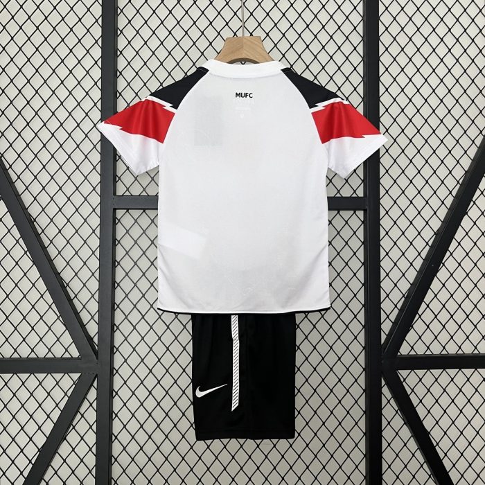 Man Utd 10/11 Champions League Away Kids Jersey - 图片 3