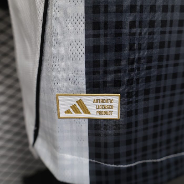 Newcastle United 25/26 Home Player Version - 图片 3