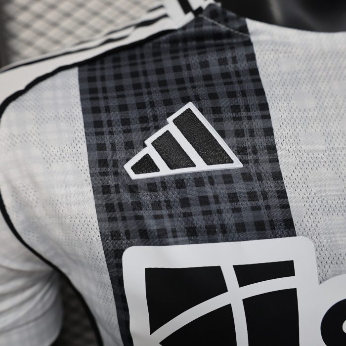 Newcastle United 25/26 Home Player Version - 图片 6