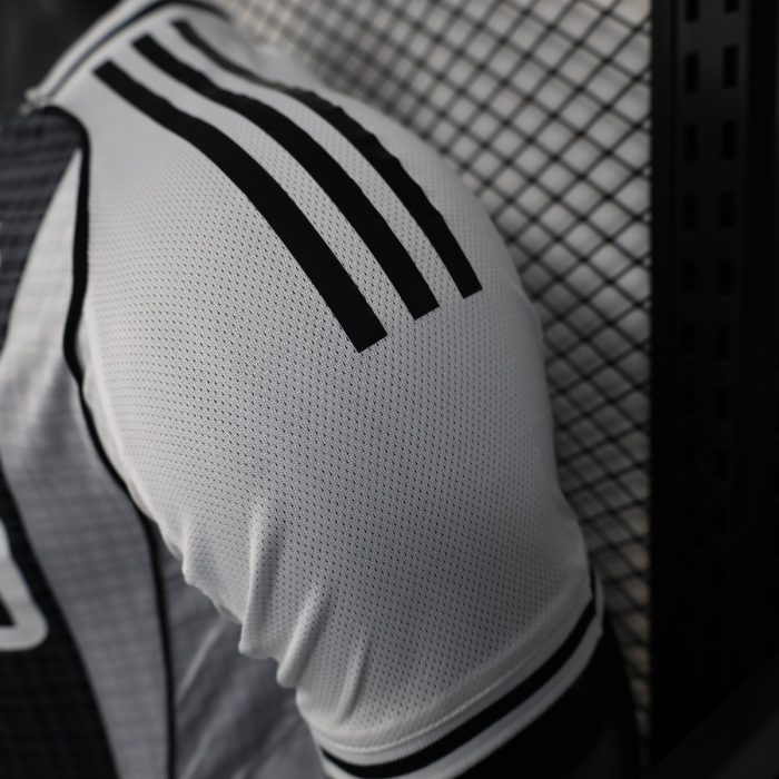 Newcastle United 25/26 Home Player Version - 图片 7