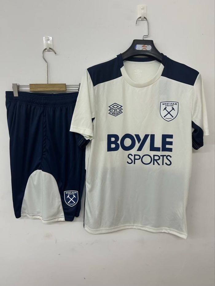 West Ham United 25/26 Training T-Shirt Beige - 图片 2