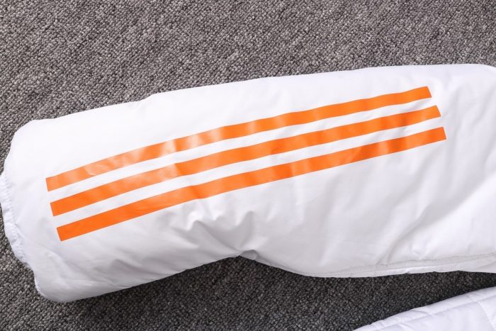 2021 Man Utd White Cotton Jacket - 图片 3