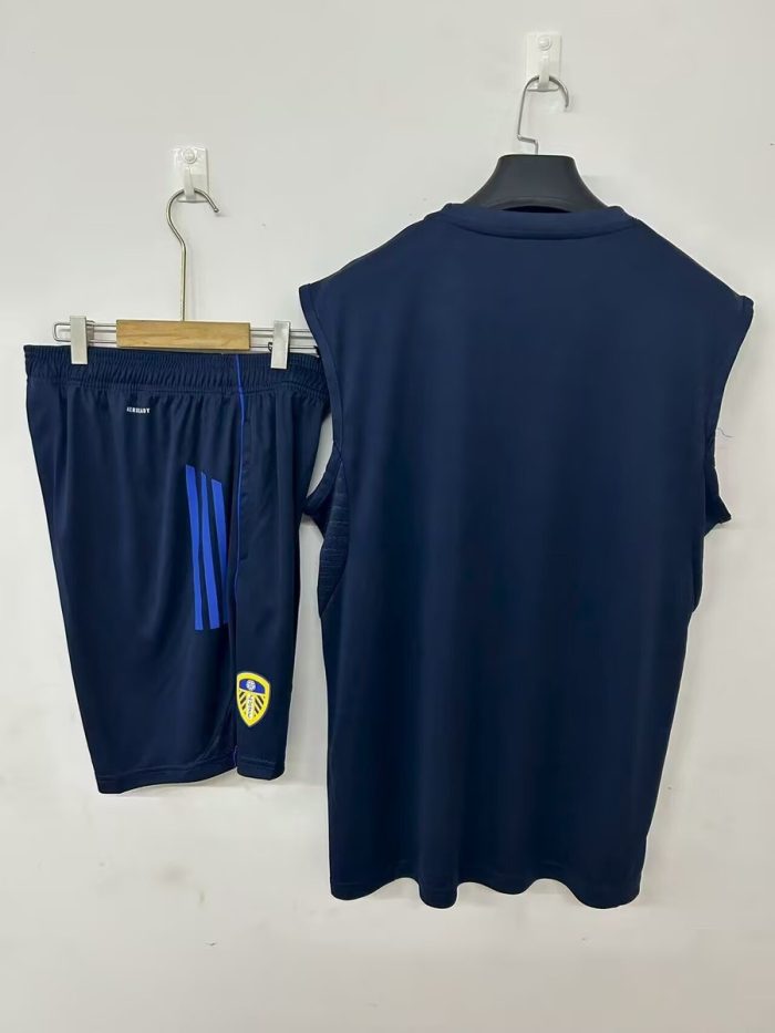Leeds United 25/26 Training Jersey Royal Blue - 图片 2