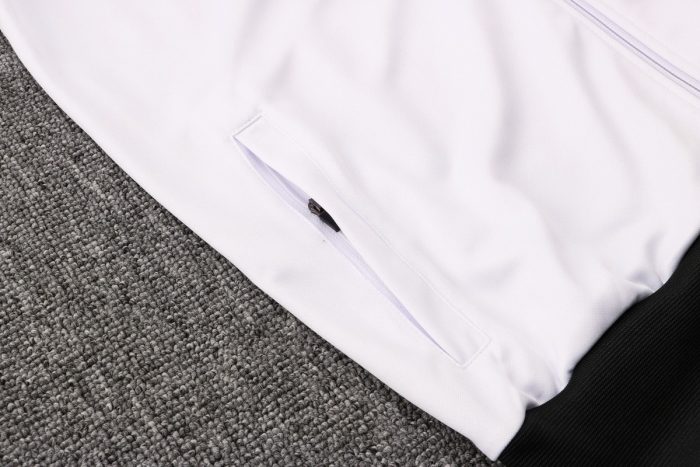 Man Utd 21/22 High Neck Long Sleeve Training Top White with Black Sleeves - 图片 5