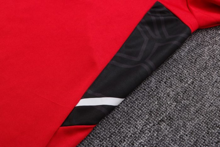 Man Utd 22-23 Red Half-Zip Jacket - 图片 4