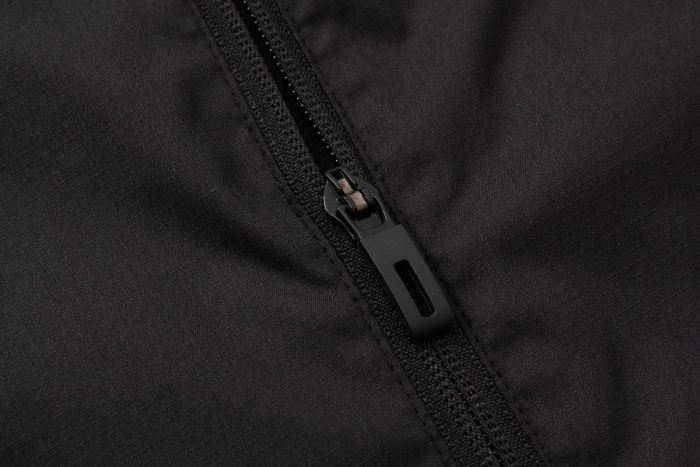 Man Utd 18-19 Black Windbreaker - 图片 3