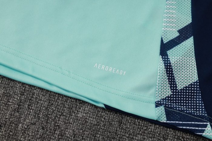 Manchester United 24-25 Light Green Short Sleeve Training Shirt - 图片 4