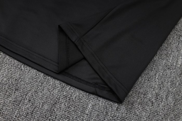 Manchester United Black Half-Zip Jacket - 图片 4