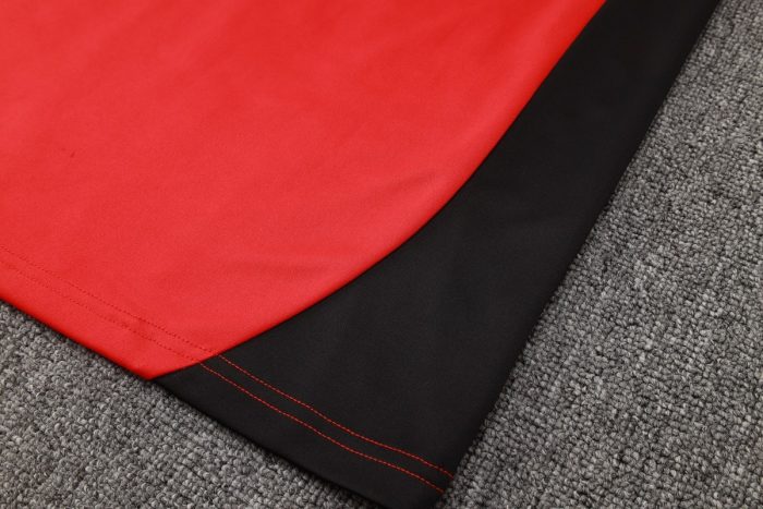 Manchester United 24-25 Red Half-Zip Jacket - 图片 3