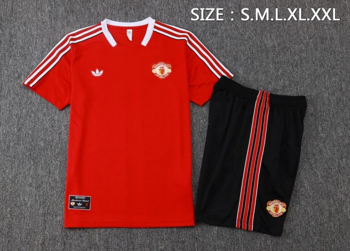 Manchester United Red Retro T-Shirt - 图片 2
