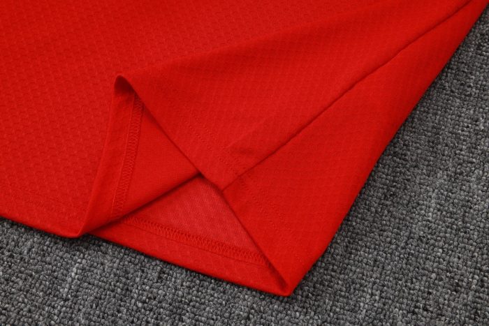 Manchester United Red Retro T-Shirt - 图片 4