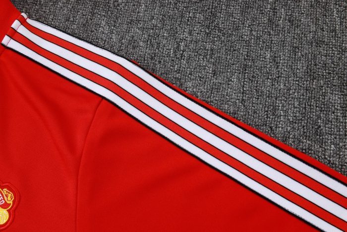 Manchester United Red Retro Jacket - 图片 5