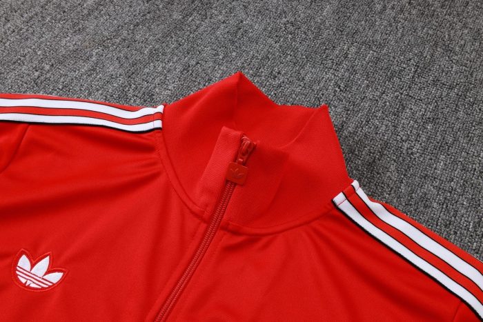 Manchester United Red Retro Jacket - 图片 6