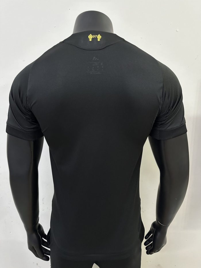 Liverpool FC 25-26 Player Version Black Gold Jersey - 图片 3