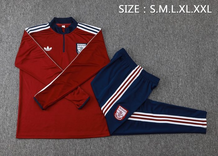 Arsenal Half-Zip Jacket in Maroon with Navy Collar - 图片 2