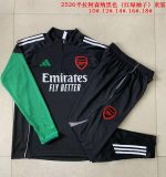 Arsenal Kids Black Half-Zip Jacket with Red and Green Sleeves - 图片 2