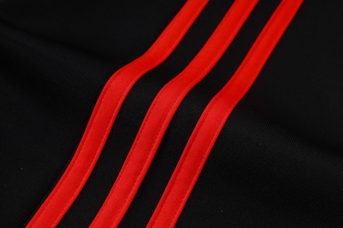 Liverpool FC Black Retro Jacket - 图片 2