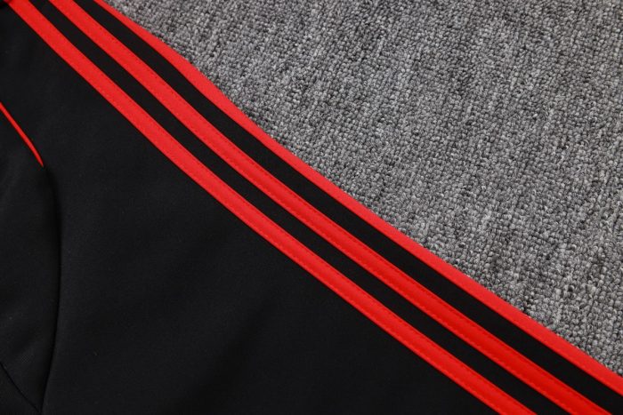 Liverpool FC Black Retro Jacket - 图片 8