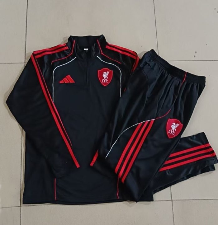 Liverpool FC 25/26 Black Retro Half-Zip Jacket - 图片 9