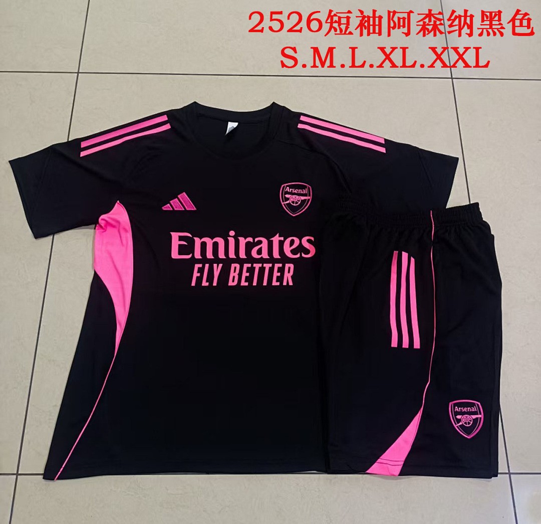 JER-4292_1 Arsenal Black Short Sleeve Training Shirt with Pink Badge - 图片 1