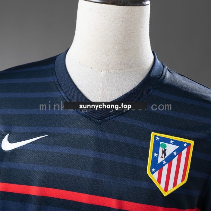 Atletico Madrid 2011-2012 Away Retro Jersey - 图片 9