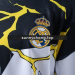 Real Madrid 25/26 Avengers Pre-Match Kit (Black and White) Kids Jersey - 图片 8