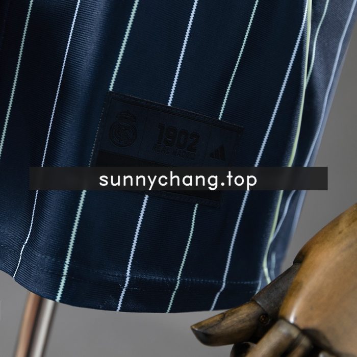 Real Madrid 25/26 Baseball Jersey - Navy Blue - 图片 2