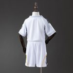 Real Madrid 25/26 Home Kids Kit Jersey - 图片 3