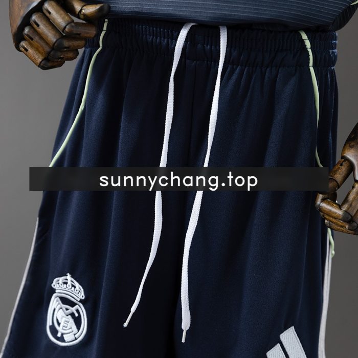 Real Madrid Away Kids Kit Jersey - 图片 3