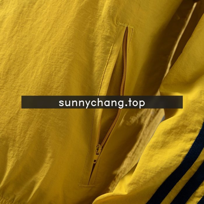 Real Madrid Reversible Jacket Windbreaker - Yellow & Red - 图片 5