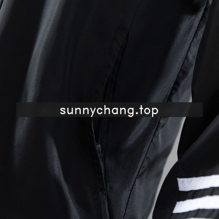 Real Madrid 25/26 Windbreaker - 图片 2