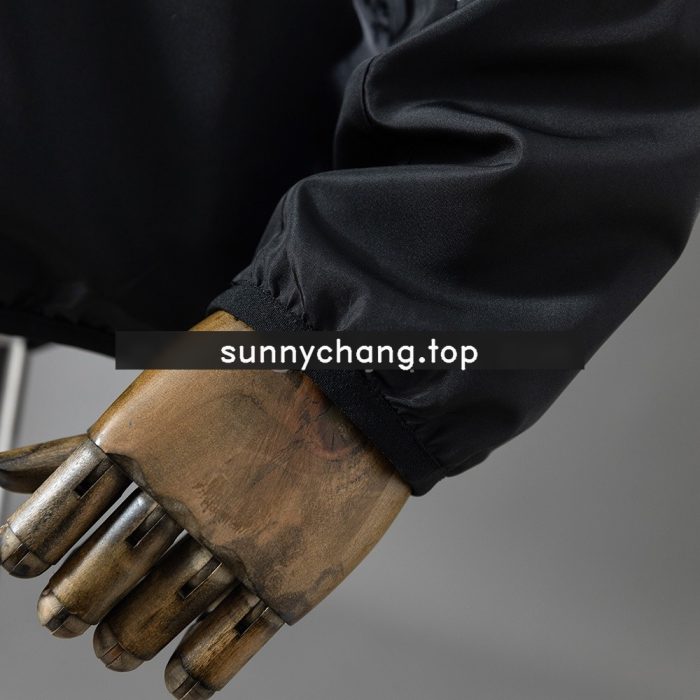 Real Madrid 25/26 Windbreaker - 图片 3