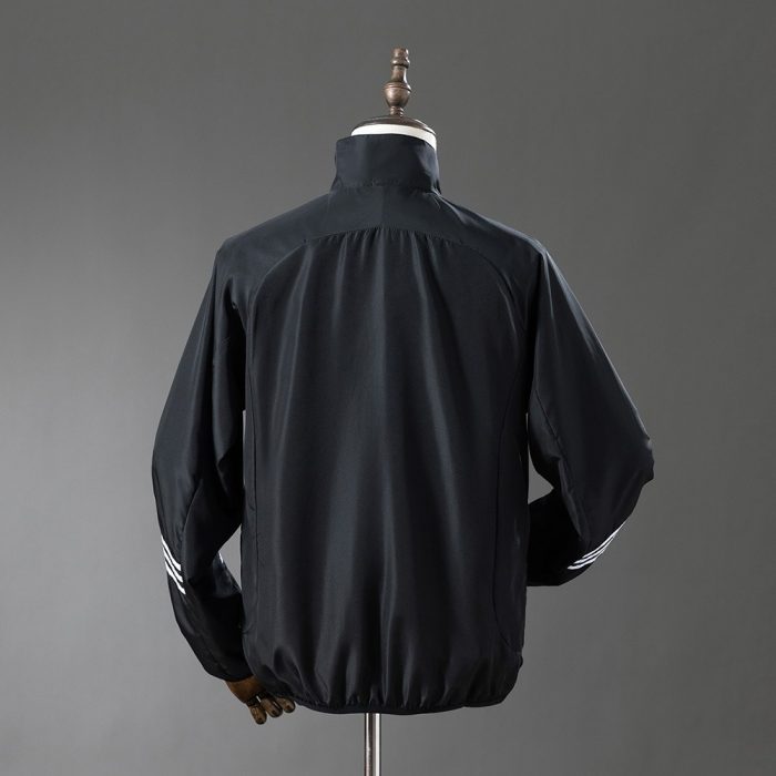 Real Madrid 25/26 Windbreaker - 图片 8