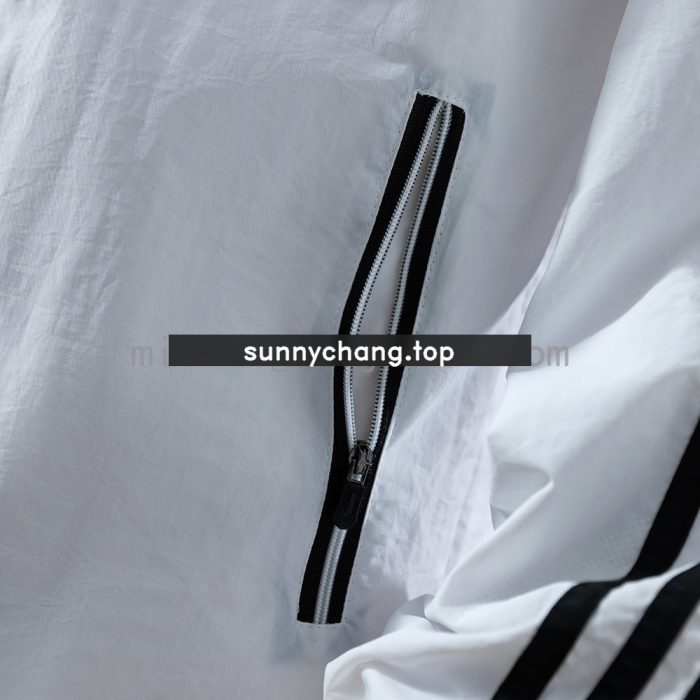 Real Madrid 25/26 Windbreaker - 图片 2