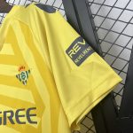 25/26 Real Betis Goalkeeper Yellow - 图片 7