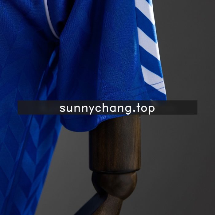 Real Madrid 1986-1988 Away Retro Shirt - 图片 2