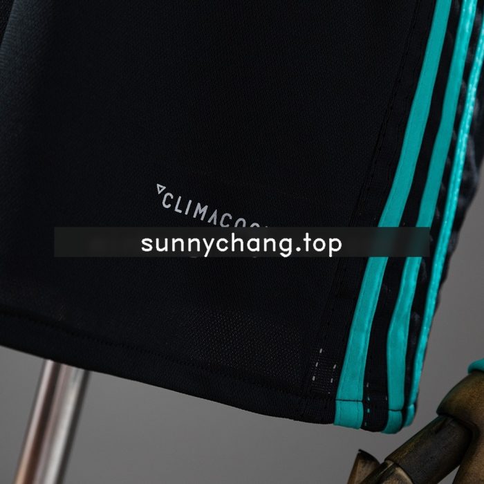 Real Madrid 2017/18 Away Long Sleeve Retro Jersey - 图片 2