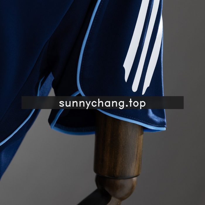 Real Madrid 2005-2006 Away Retro Shirt - 图片 3