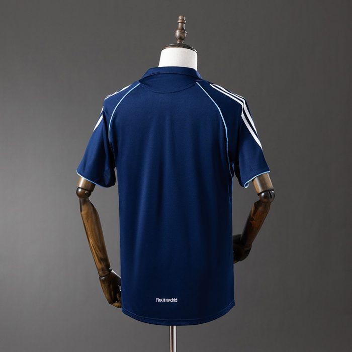 Real Madrid 2005-2006 Away Retro Shirt - 图片 8